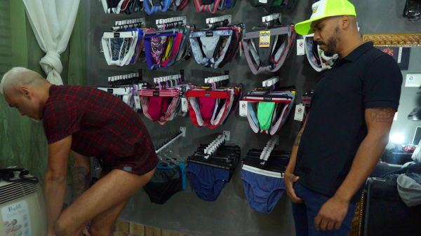 BEHIND THE SCENES: SEX SHOP